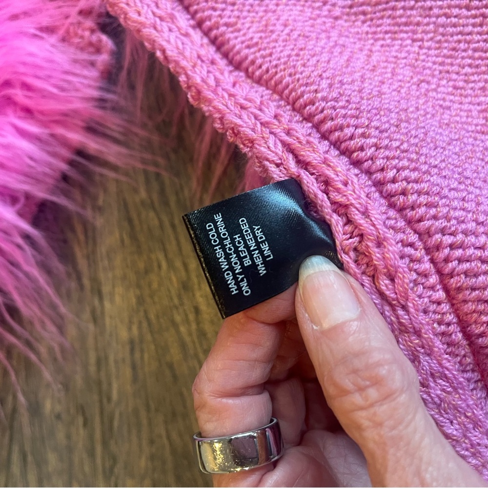 HEURUEH Extra Long 78 inch Winter Pink Knit Scarf with‎ Faux Fur Ends SOFT - Picture 8 of 9